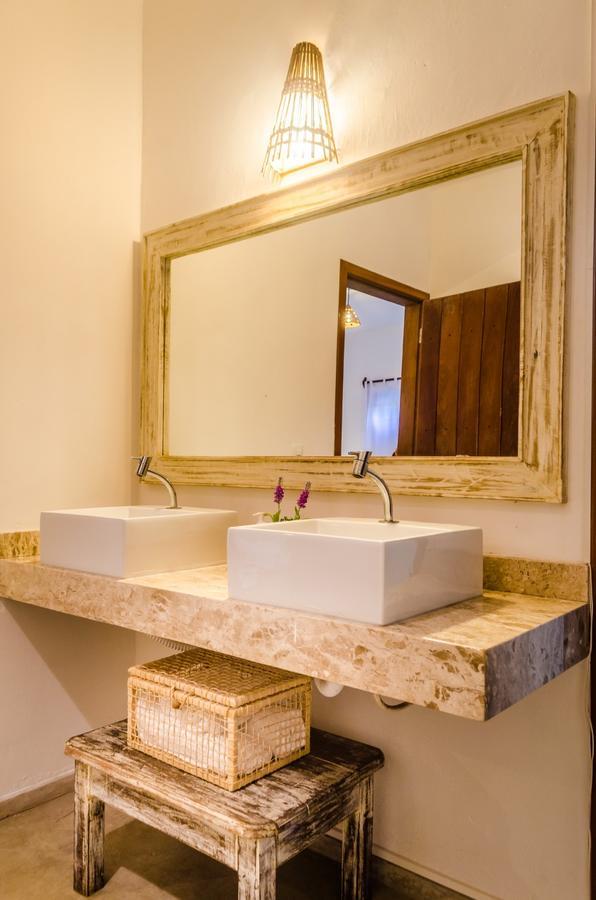Pariri Suites 托兰克索 外观 照片